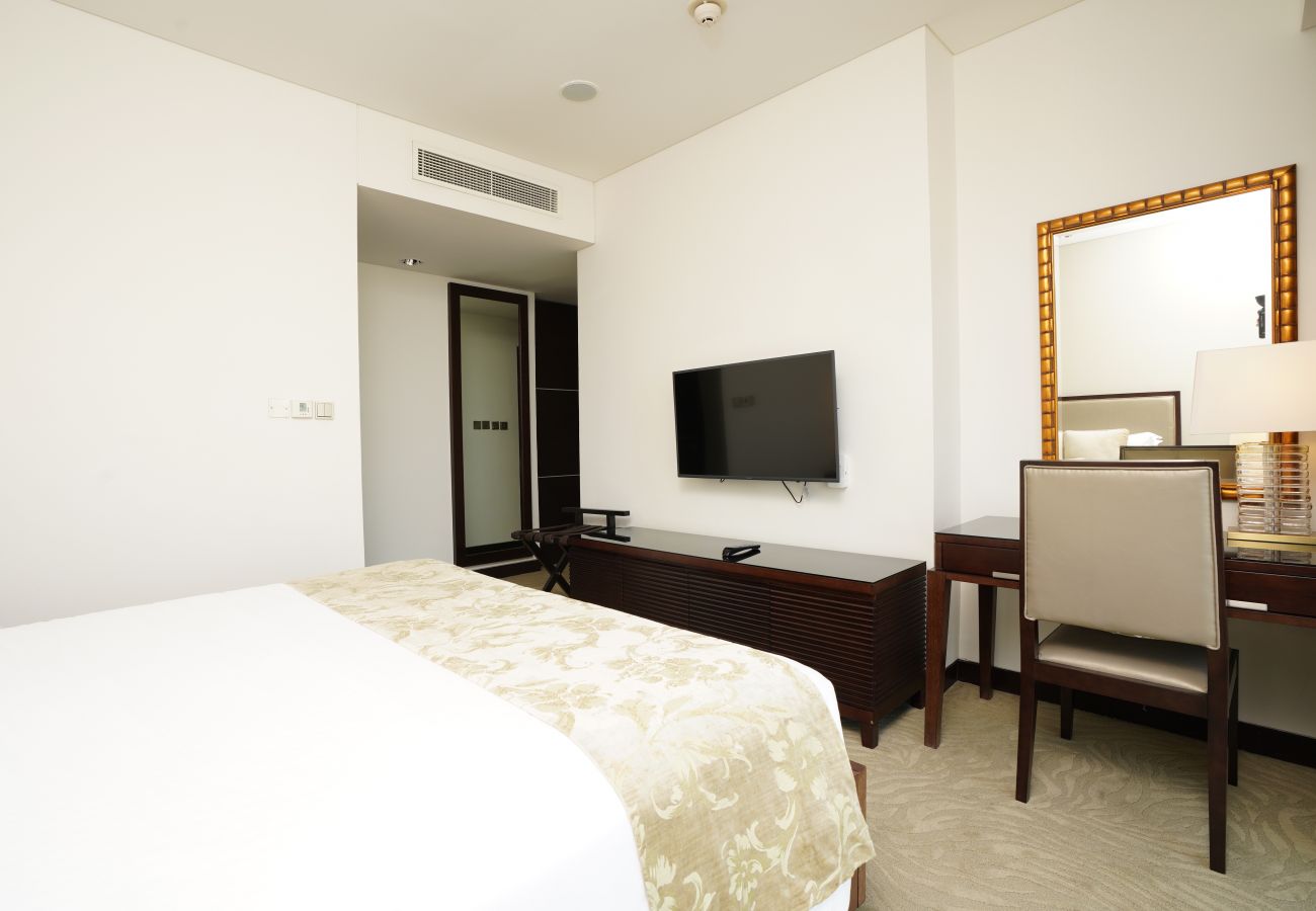 Apartment in Dubai - One Bedroom Apartment Great Marina View