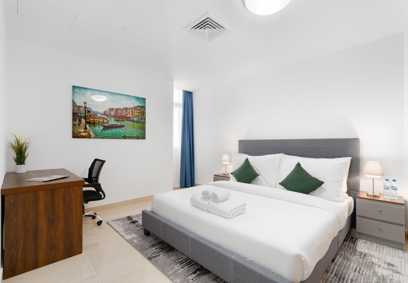 Apartment in Dubai - Two Bedroom Al Ghurair Centre Residential 626