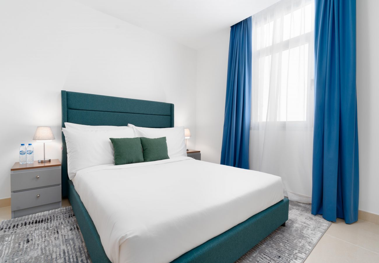 Apartment in Dubai - Two Bedroom Furnished Al Ghurair Centre Deira