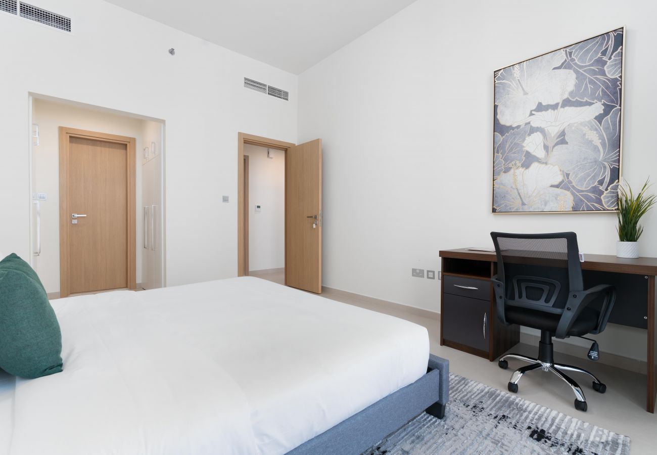 Apartment in Dubai - Two Bedroom Apartment Al Raffa 01