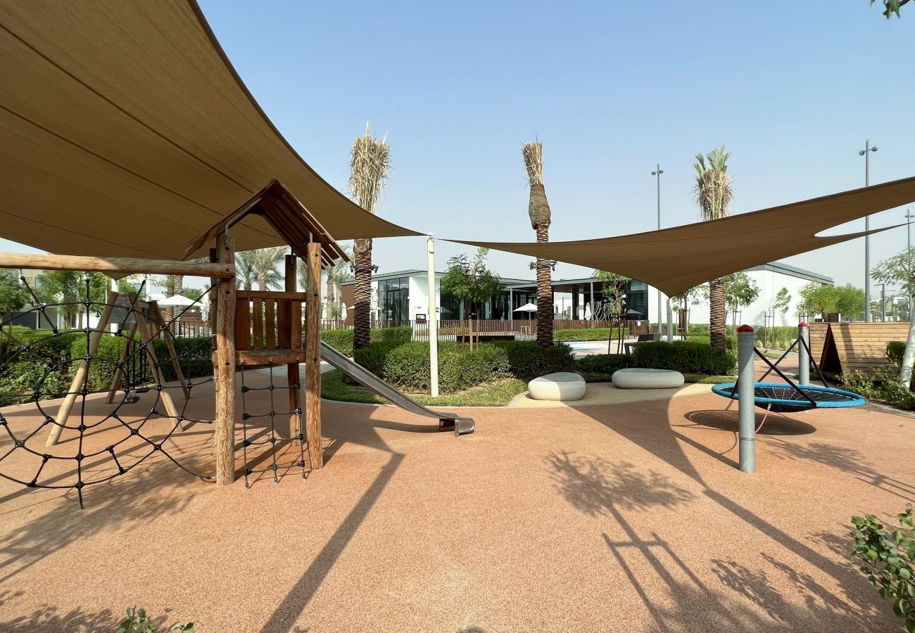 Villa in Dubai - 3BR Newly Furnished Villa | Arabian Ranches | 521